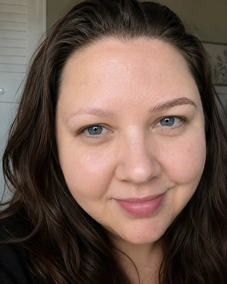 Soraya showing her natural brow and her BrowPrint result
